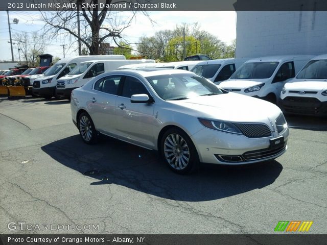 2013 Lincoln MKS AWD in Silver Diamond