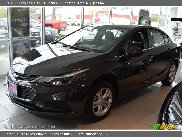 2016 Chevrolet Cruze LT Sedan in Tungsten Metallic