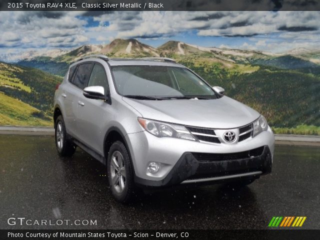 2015 Toyota RAV4 XLE in Classic Silver Metallic