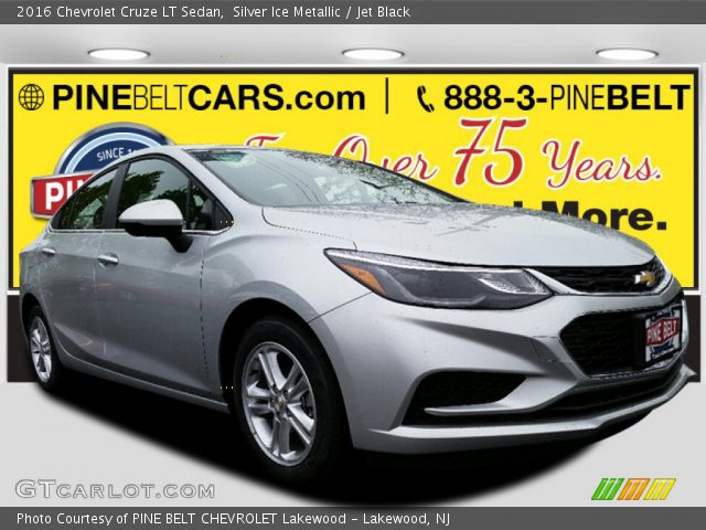 2016 Chevrolet Cruze LT Sedan in Silver Ice Metallic
