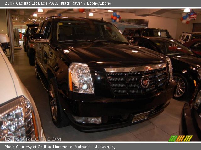 2007 Cadillac Escalade AWD in Black Raven