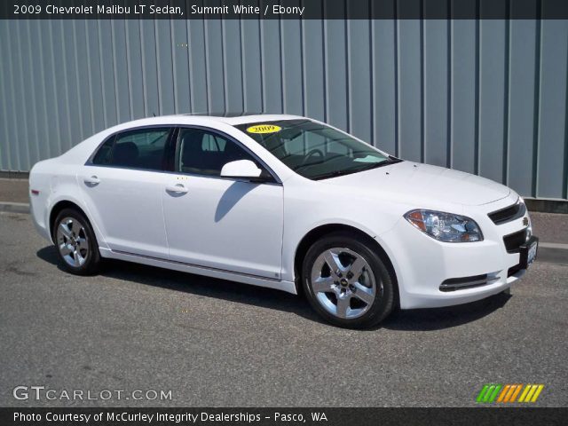 2009 Chevrolet Malibu LT Sedan in Summit White