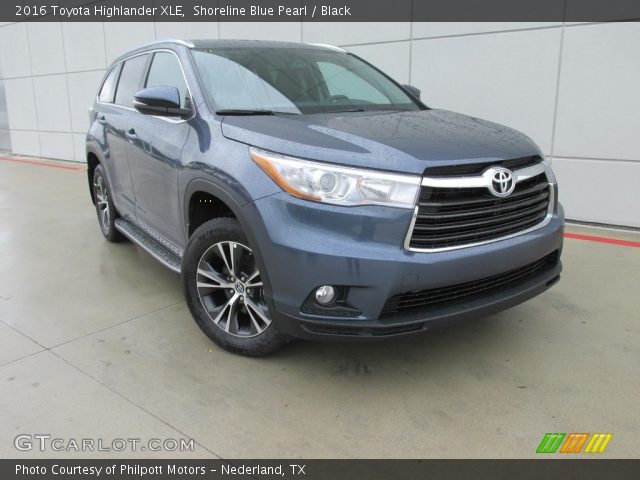 2016 Toyota Highlander XLE in Shoreline Blue Pearl