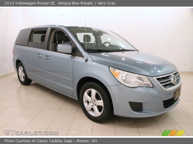 2010 Volkswagen Routan SE in Antigua Blue Metallic