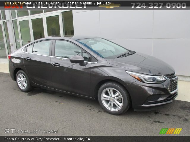 2016 Chevrolet Cruze LT Sedan in Tungsten Metallic