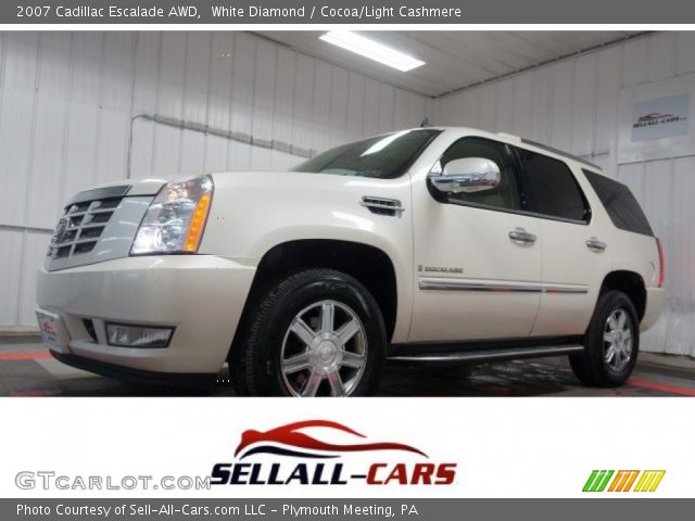 2007 Cadillac Escalade AWD in White Diamond