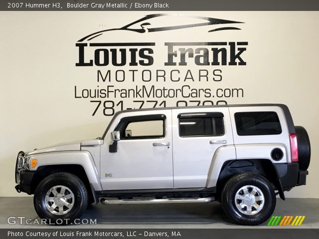 2007 Hummer H3  in Boulder Gray Metallic