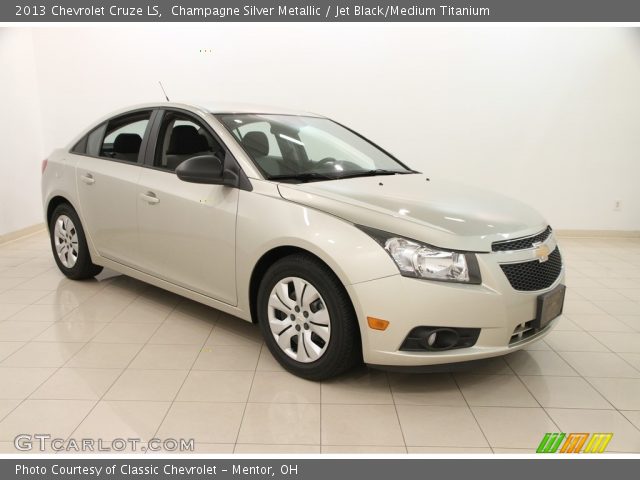 2013 Chevrolet Cruze LS in Champagne Silver Metallic