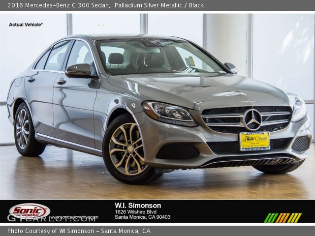 2016 Mercedes-Benz C 300 Sedan in Palladium Silver Metallic