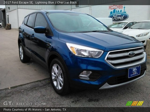 2017 Ford Escape SE in Lightning Blue