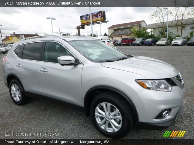 2016 Nissan Rogue SV AWD in Brilliant Silver