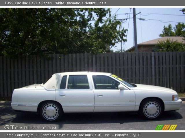 1999 Cadillac DeVille Sedan in White Diamond