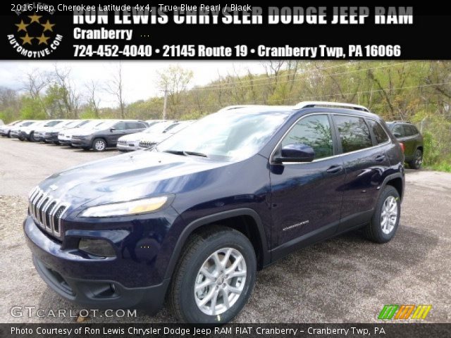 2016 Jeep Cherokee Latitude 4x4 in True Blue Pearl