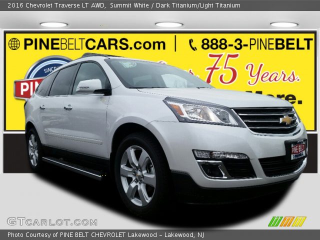 2016 Chevrolet Traverse LT AWD in Summit White