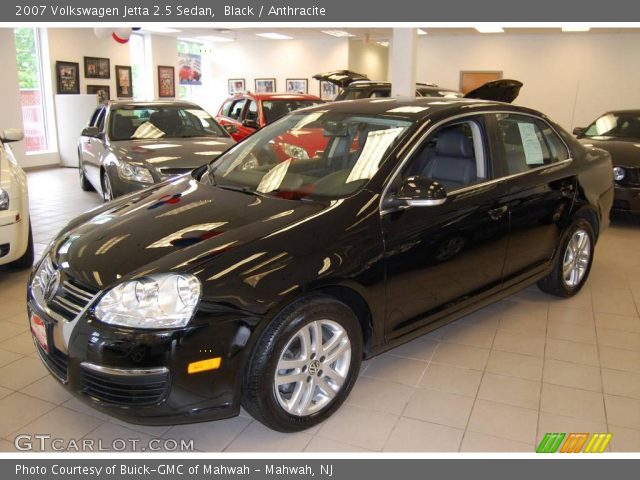 2007 Volkswagen Jetta 2.5 Sedan in Black