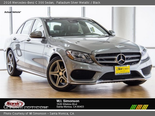 2016 Mercedes-Benz C 300 Sedan in Palladium Silver Metallic
