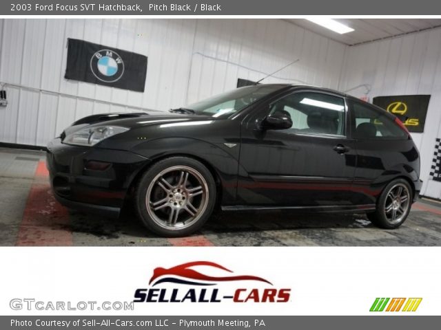2003 Ford Focus SVT Hatchback in Pitch Black