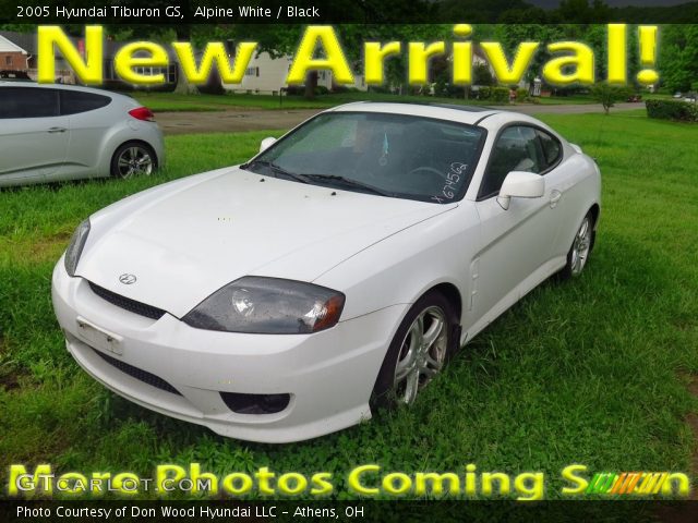 2005 Hyundai Tiburon GS in Alpine White