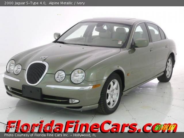2000 Jaguar S-Type 4.0 in Alpine Metallic