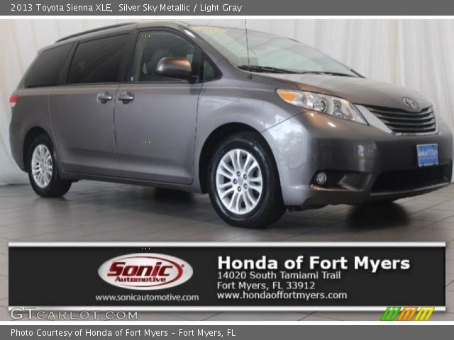 2013 Toyota Sienna XLE in Silver Sky Metallic