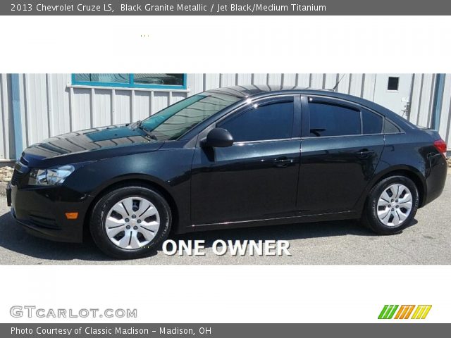 2013 Chevrolet Cruze LS in Black Granite Metallic