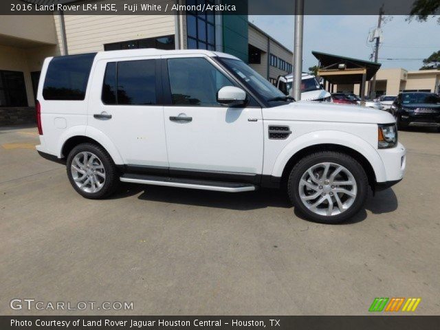 2016 Land Rover LR4 HSE in Fuji White