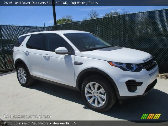 2016 Land Rover Discovery Sport SE 4WD in Fuji White