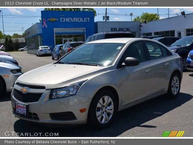 2013 Chevrolet Cruze LS in Champagne Silver Metallic