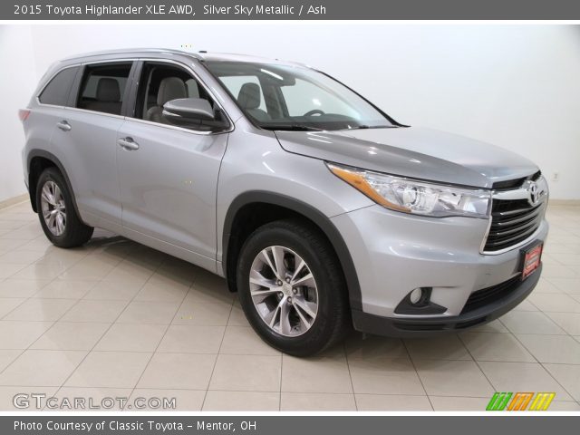 2015 Toyota Highlander XLE AWD in Silver Sky Metallic