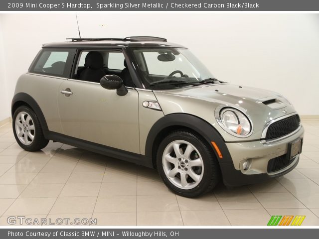 2009 Mini Cooper S Hardtop in Sparkling Silver Metallic