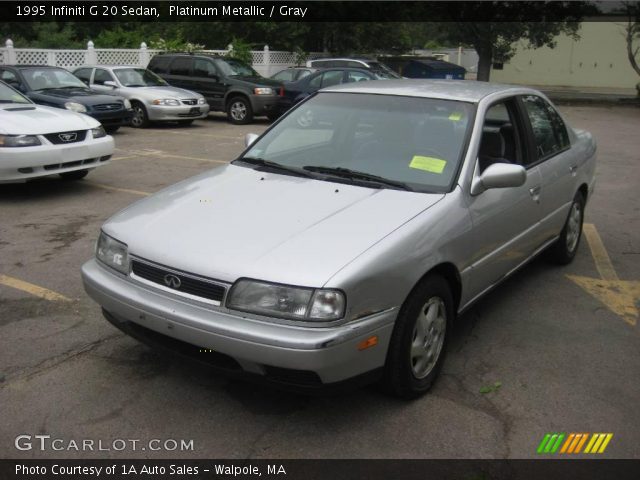 1995 Infiniti G 20 Sedan in Platinum Metallic