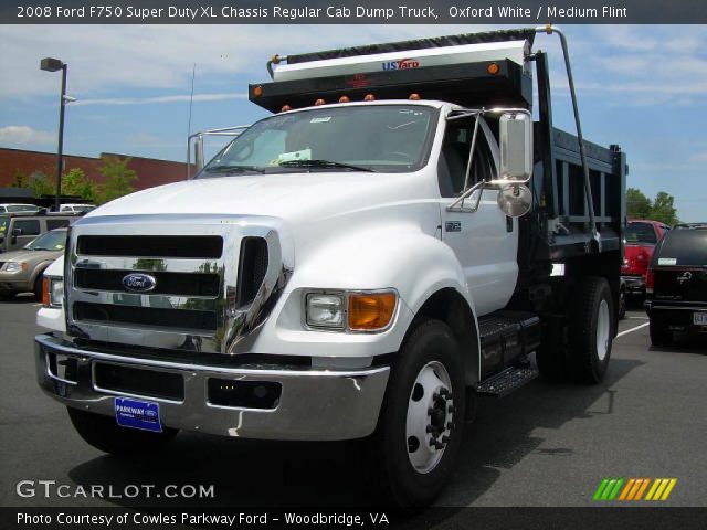 2008 Ford F750 Super Duty XL Chassis Regular Cab Dump Truck in Oxford White