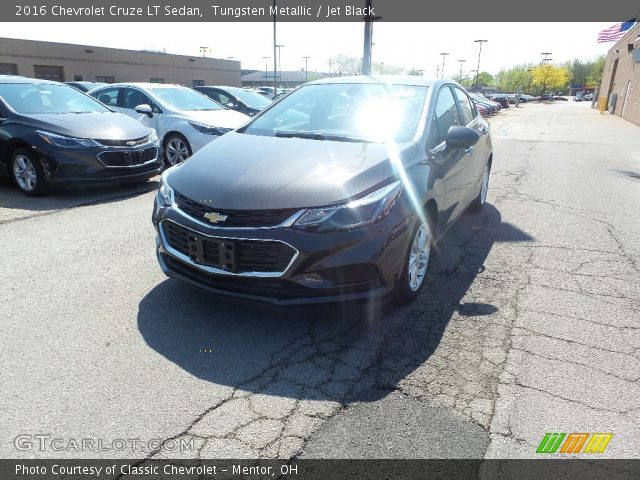 2016 Chevrolet Cruze LT Sedan in Tungsten Metallic