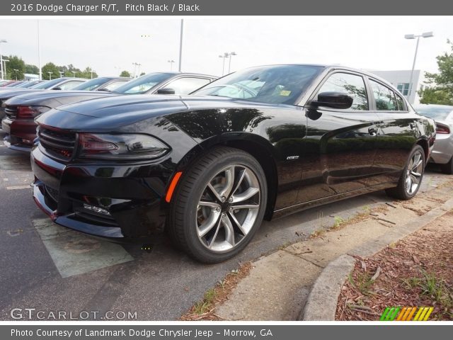 2016 Dodge Charger R/T in Pitch Black