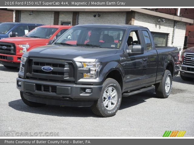 2016 Ford F150 XLT SuperCab 4x4 in Magnetic