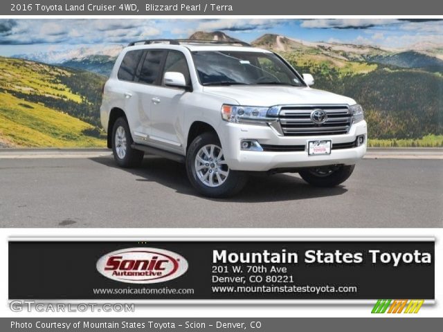 2016 Toyota Land Cruiser 4WD in Blizzard Pearl