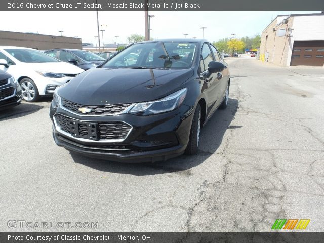 2016 Chevrolet Cruze LT Sedan in Mosaic Black Metallic