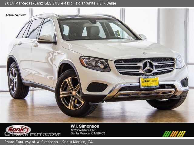 2016 Mercedes-Benz GLC 300 4Matic in Polar White