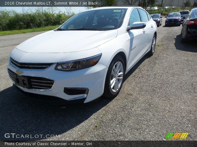 2016 Chevrolet Malibu LT in Summit White