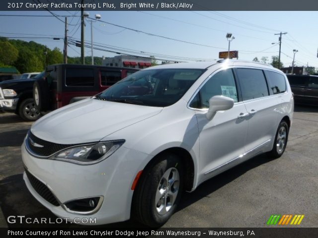 2017 Chrysler Pacifica Touring L Plus in Bright White