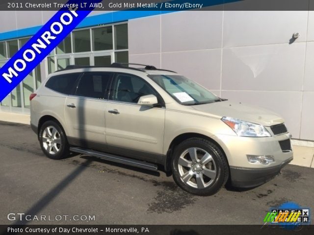 2011 Chevrolet Traverse LT AWD in Gold Mist Metallic