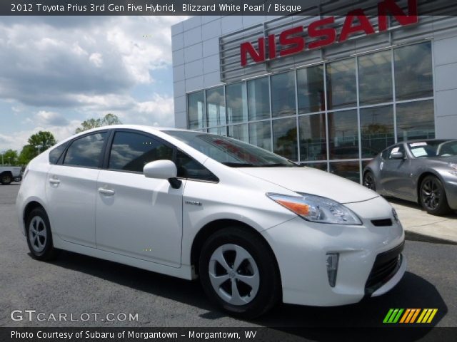 2012 Toyota Prius 3rd Gen Five Hybrid in Blizzard White Pearl