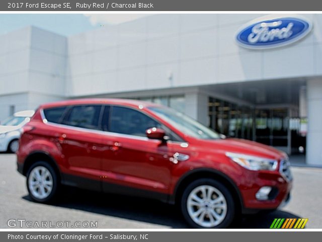 2017 Ford Escape SE in Ruby Red