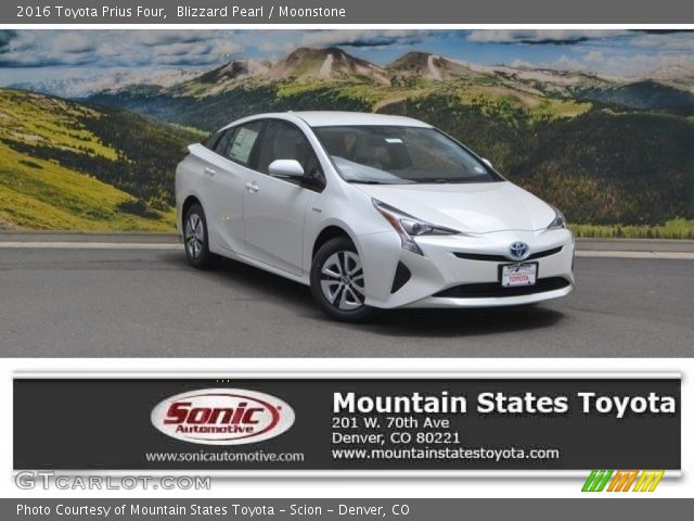 2016 Toyota Prius Four in Blizzard Pearl