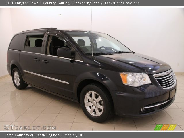 2011 Chrysler Town & Country Touring in Blackberry Pearl