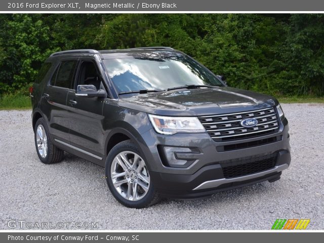 2016 Ford Explorer XLT in Magnetic Metallic