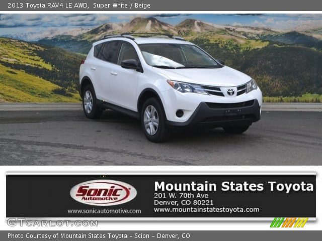 2013 Toyota RAV4 LE AWD in Super White