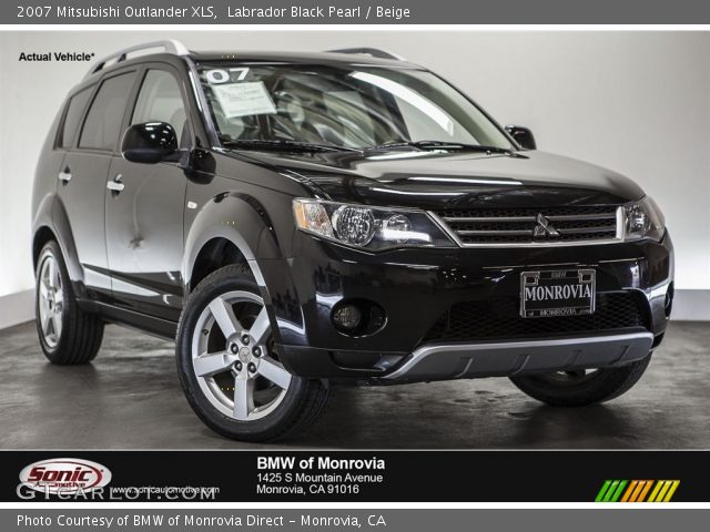 2007 Mitsubishi Outlander XLS in Labrador Black Pearl