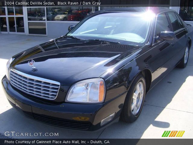 2004 Cadillac DeVille Sedan in Black Raven