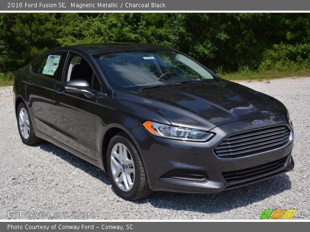 2016 Ford Fusion SE in Magnetic Metallic